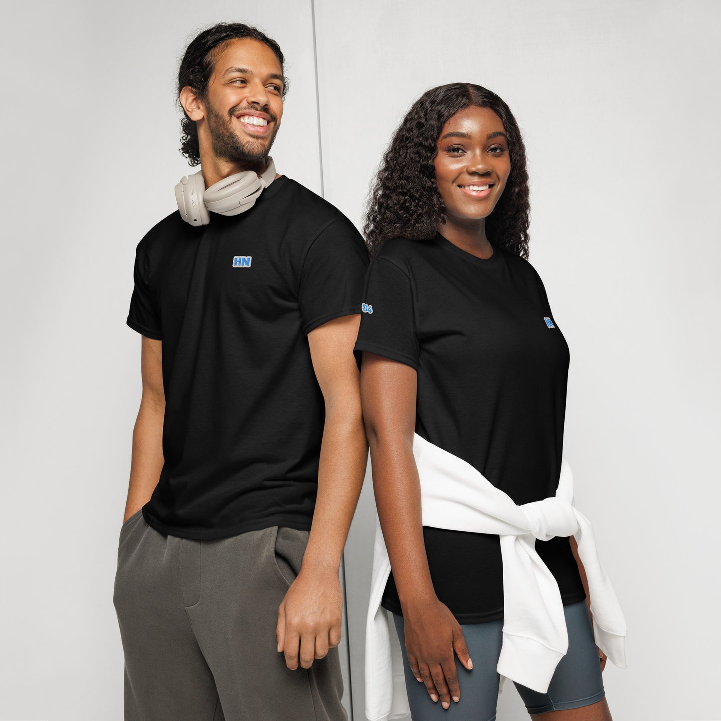 Camiseta de Algodon con iniciales HN Bordados Honduras Comoda DryBlend®